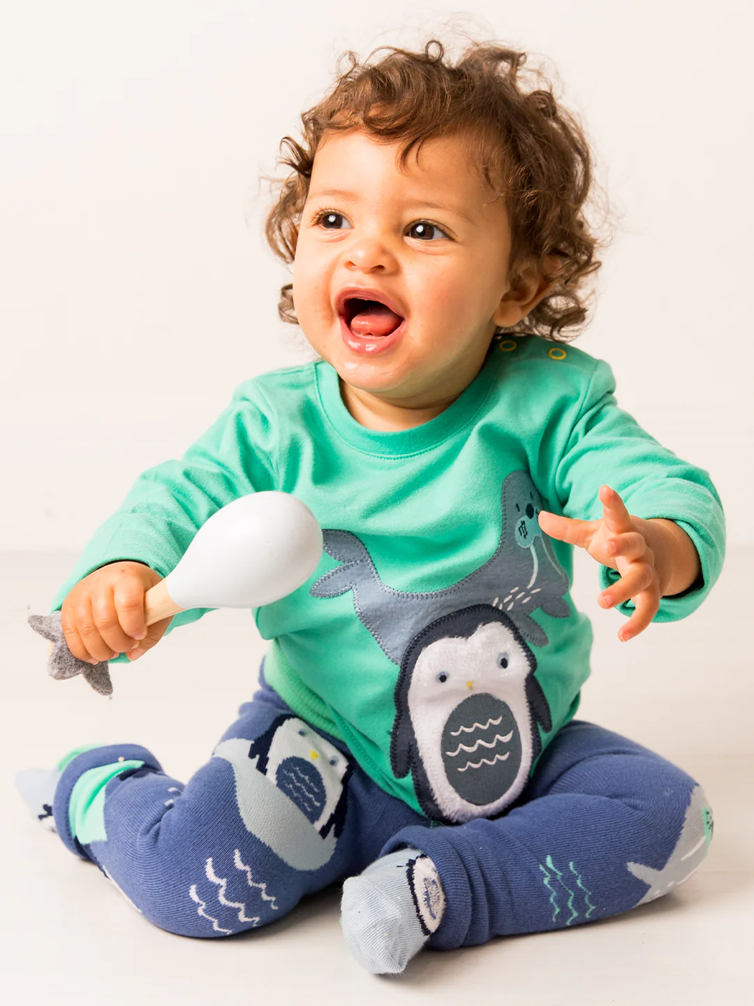 Arctic Friends Leggings - Image 6