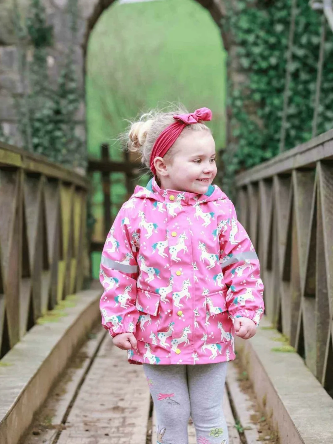 Flying Unicorn Colour Changing Raincoat - Image 3